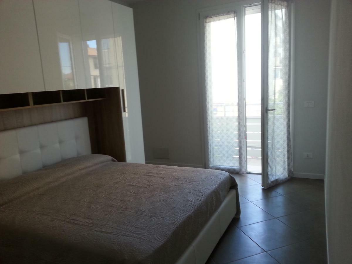 Nuovo Bilocale In Via Lagomaggio, 31 Ріміні Екстер'єр фото